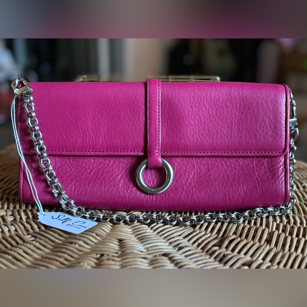 ANN TAYLOR LEATHER CLUTCH w/t CHAIN STRAP